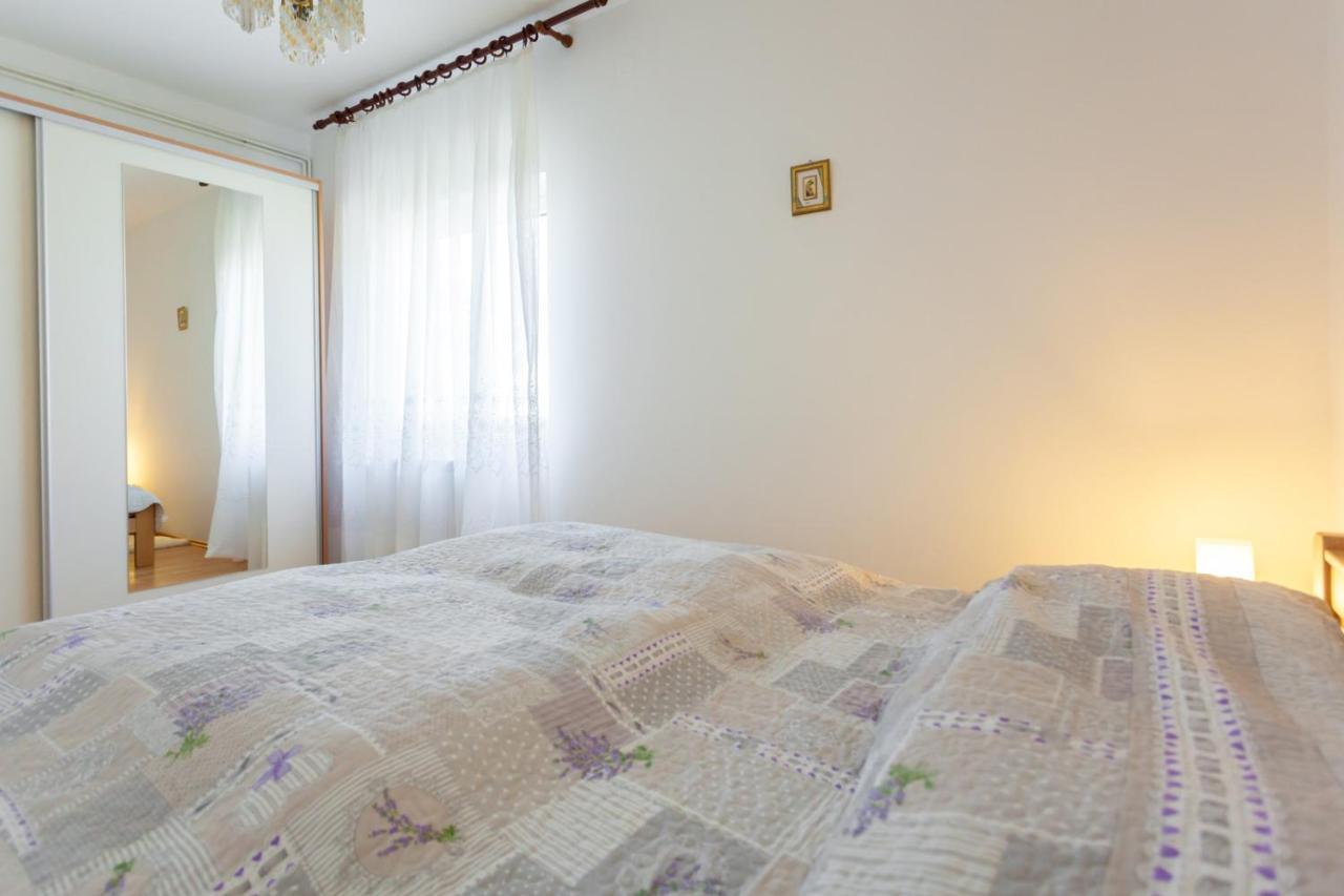 Apartment Maria Malinska Buitenkant foto